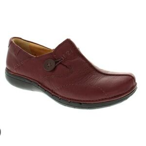 Clarks Unstructurec Un Loop Burgundy Genuine  Leather Slip-On Burgundy Loafers